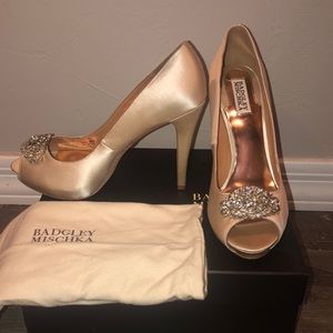 Off-white, satin Badgley Mischka bridal heel